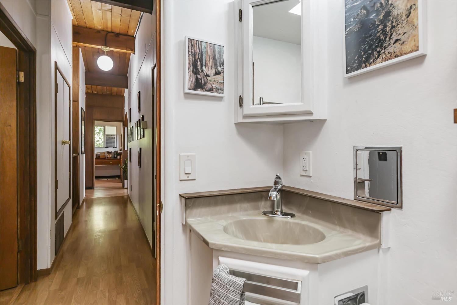 355 Corte Madera Ave