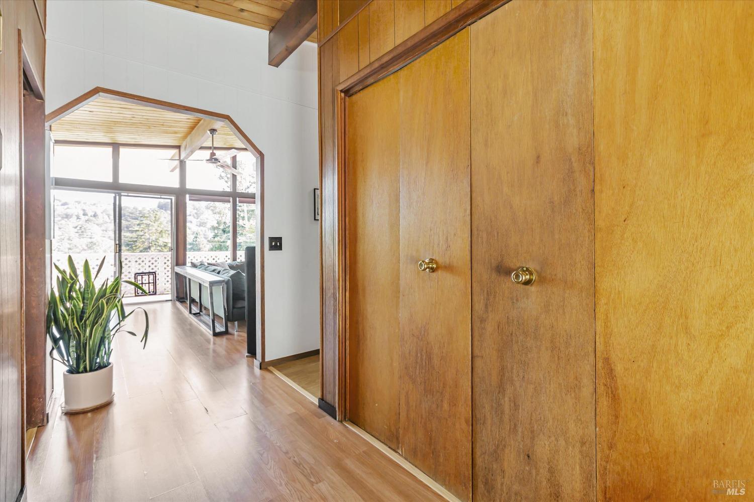 355 Corte Madera Ave