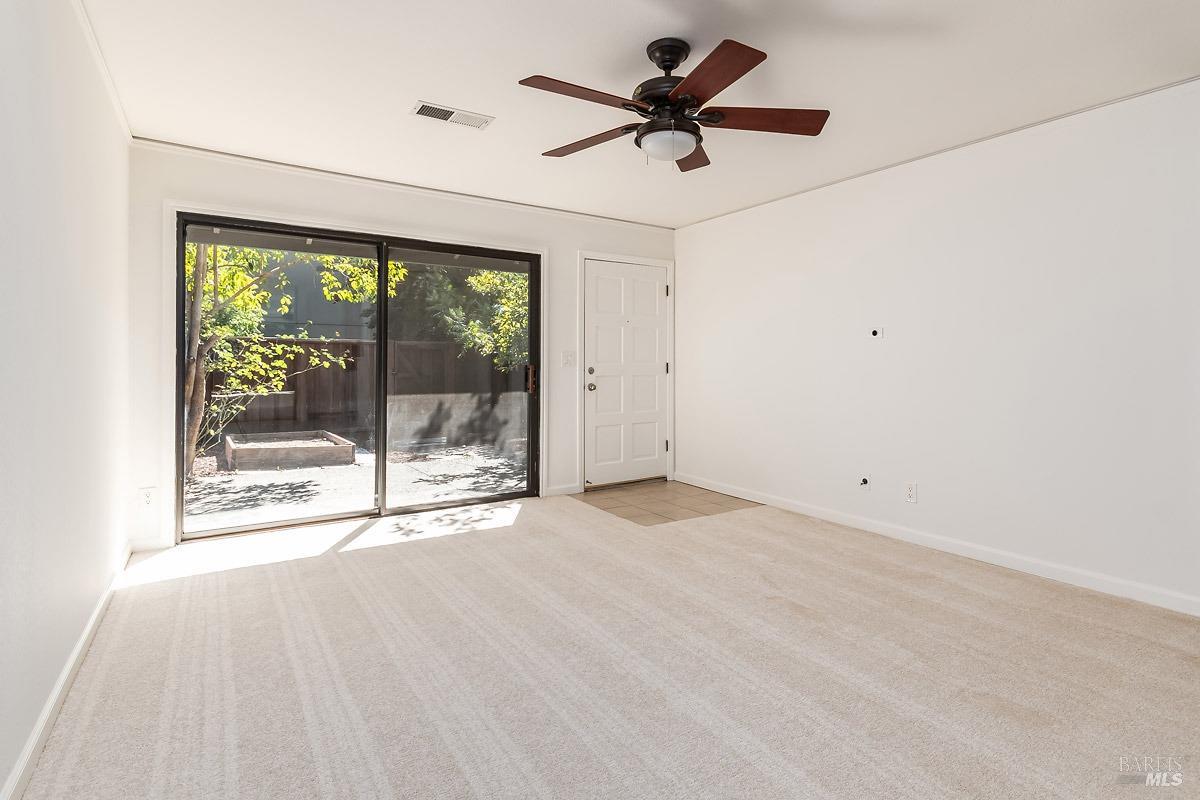 6100 Country Club Dr