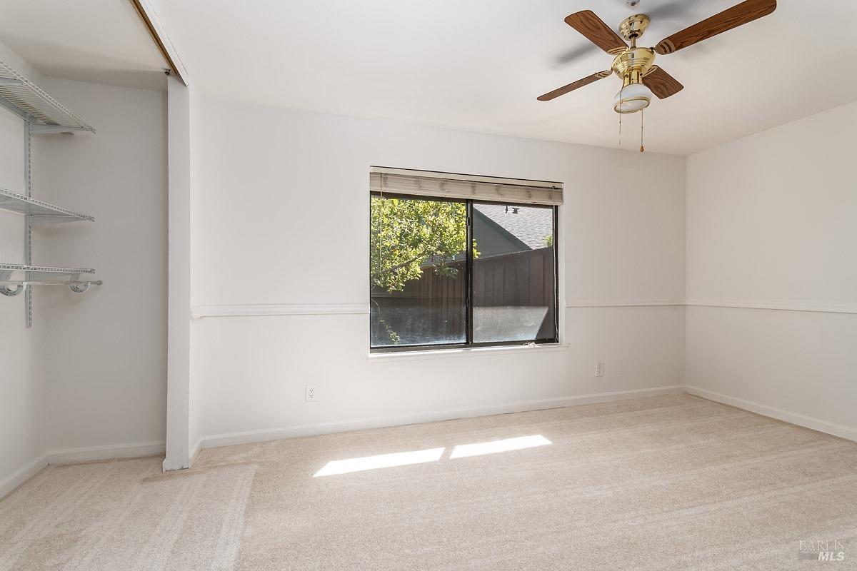 6100 Country Club Dr