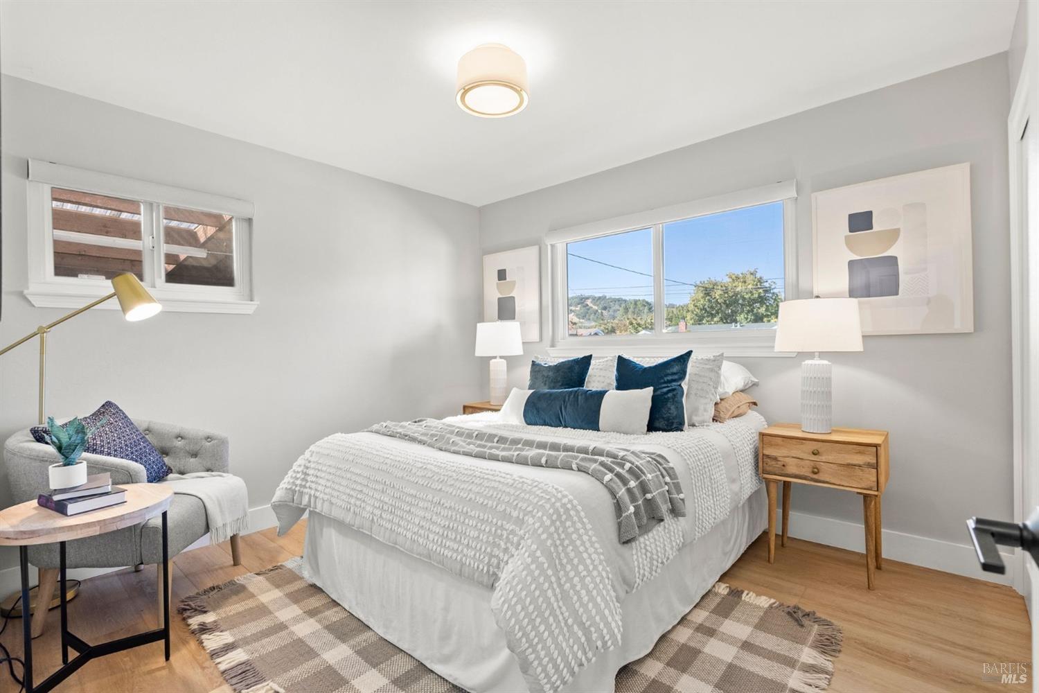 441 Alameda De La Loma