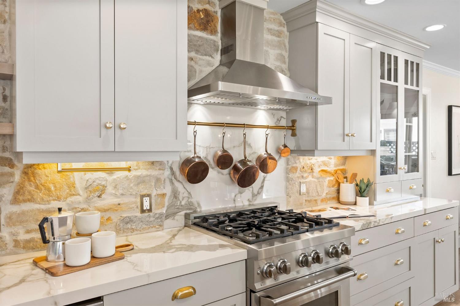 441 Alameda De La Loma