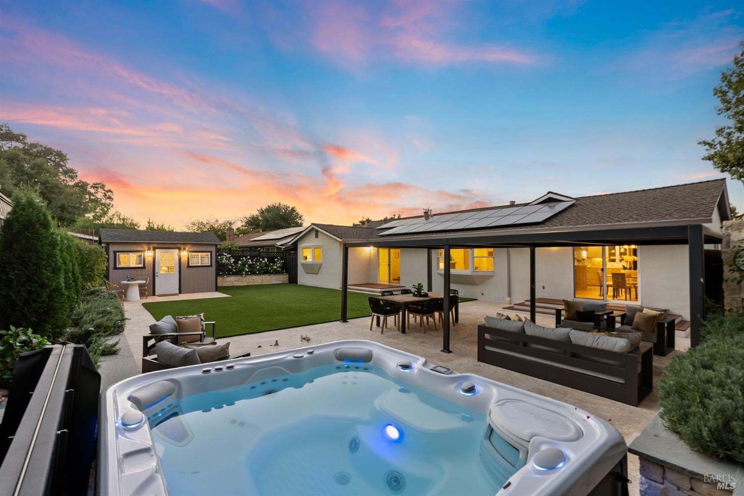 441 Alameda De La Loma