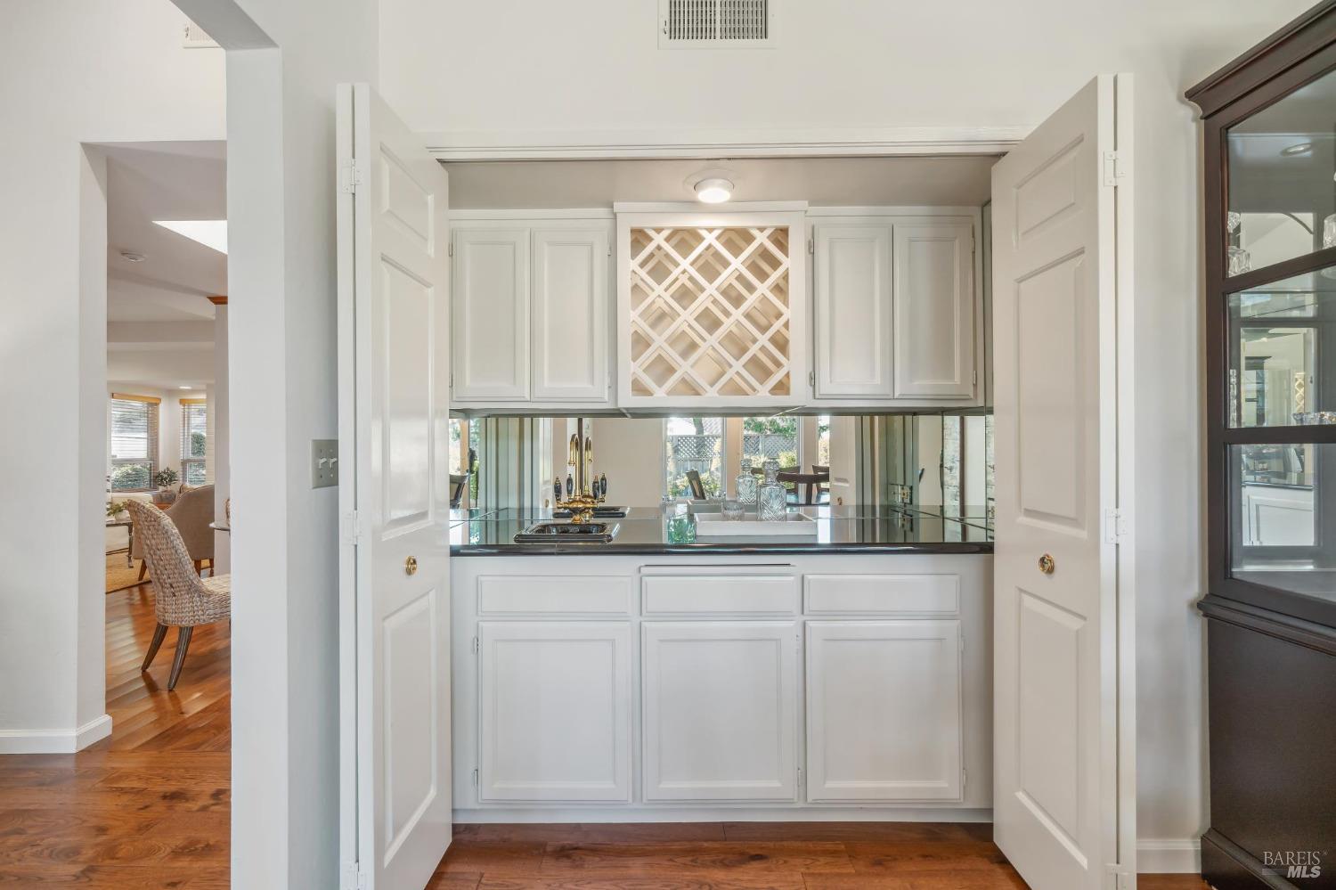 80 Twelveoak Hill Dr