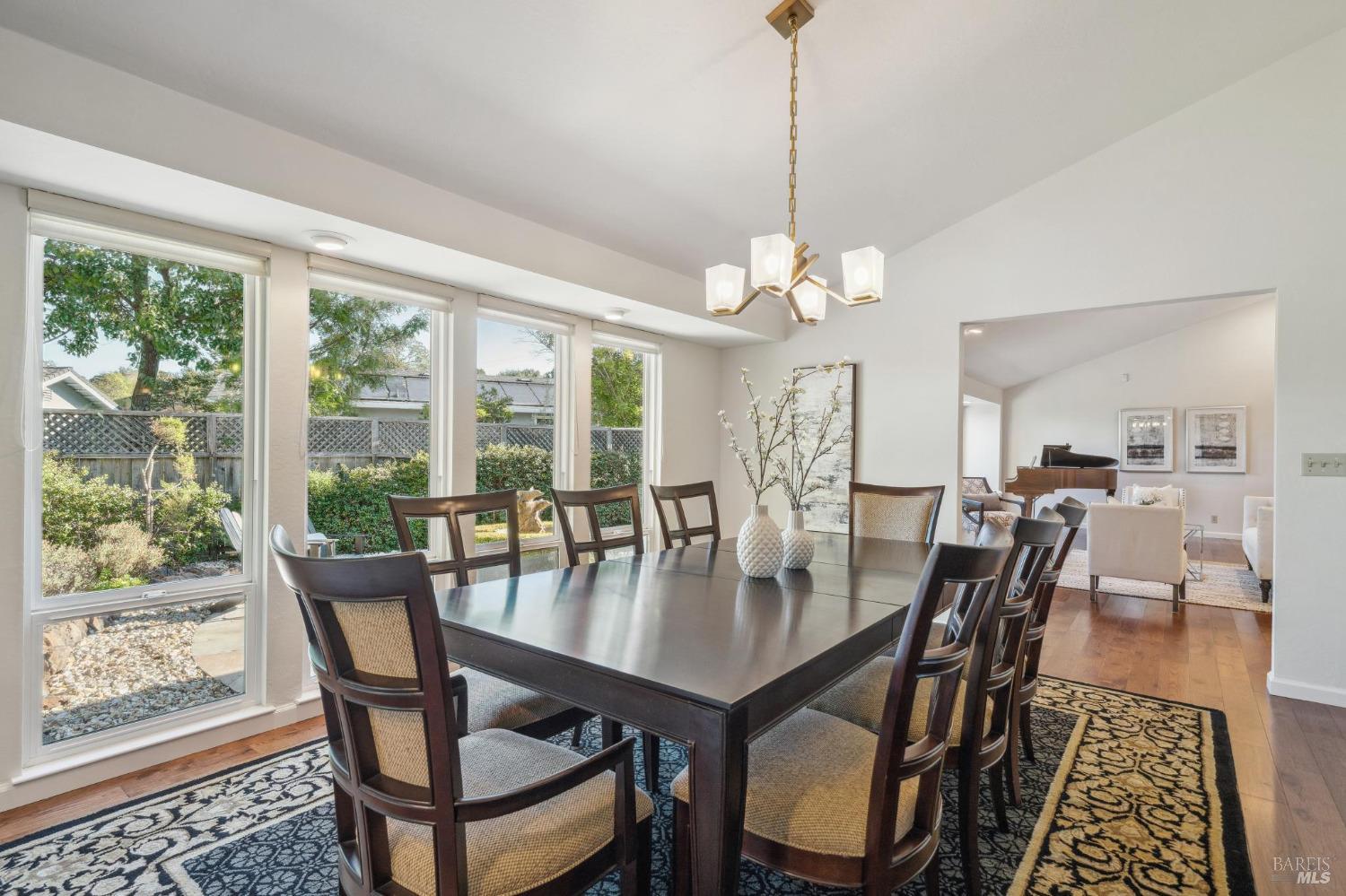 80 Twelveoak Hill Dr