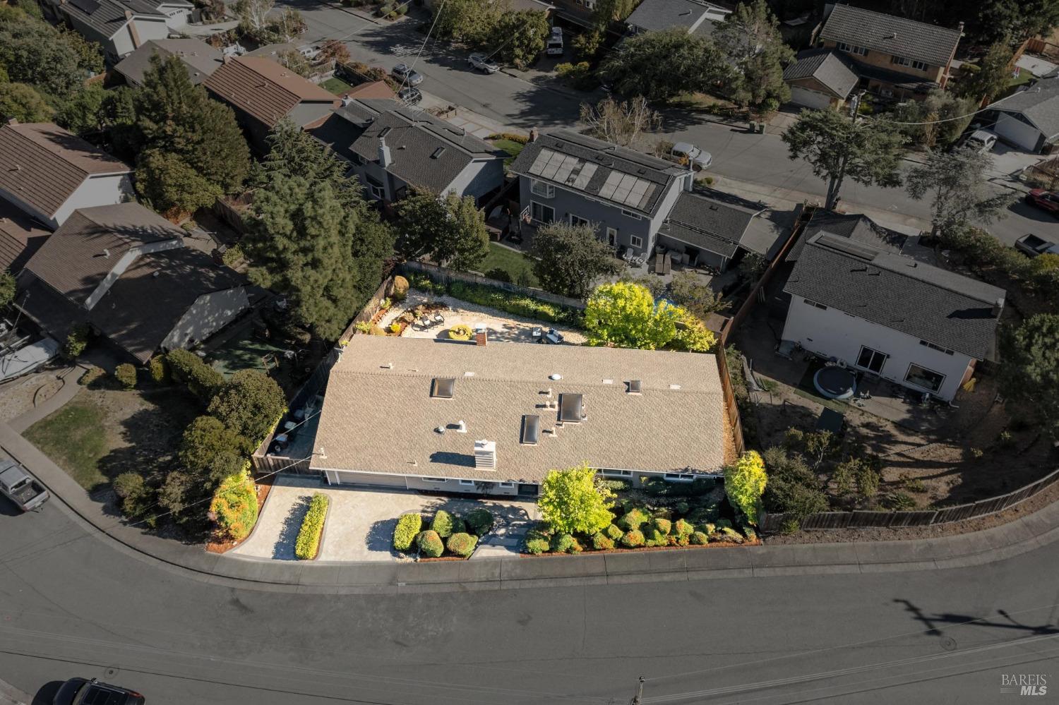 80 Twelveoak Hill Dr