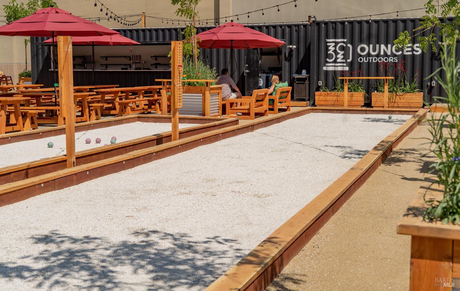 80 Twelveoak Hill Dr