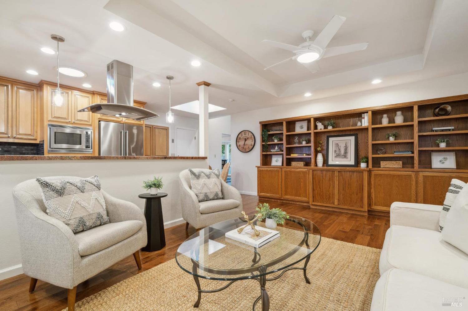 80 Twelveoak Hill Dr