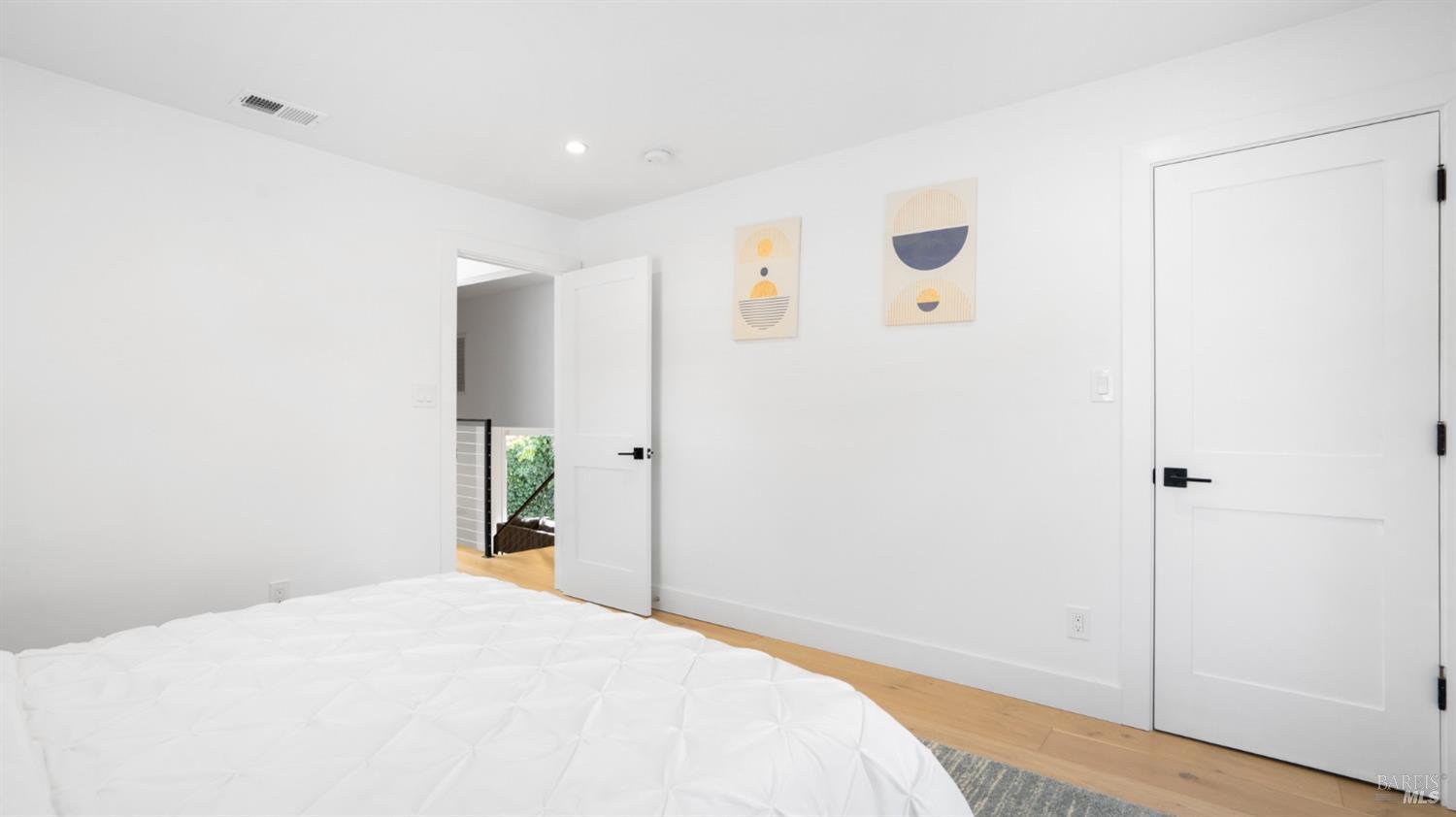 1510 Sir Francis Drake Blvd