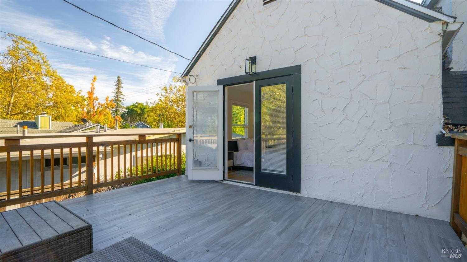 1510 Sir Francis Drake Blvd