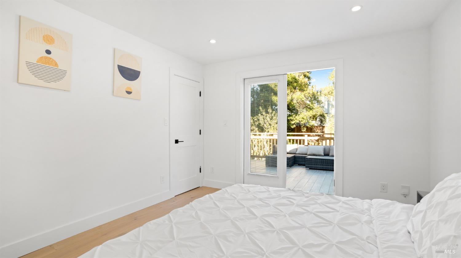 1510 Sir Francis Drake Blvd