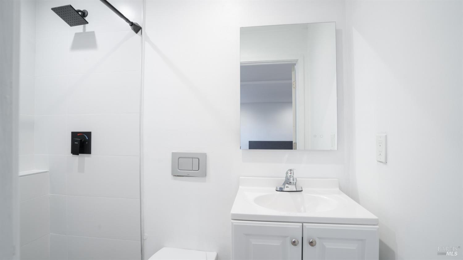 1510 Sir Francis Drake Blvd