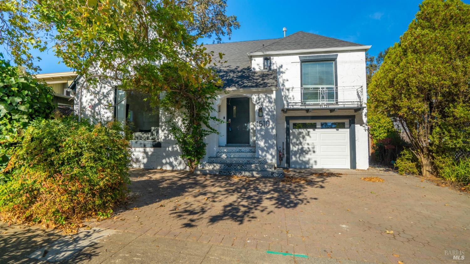 1510 Sir Francis Drake Blvd