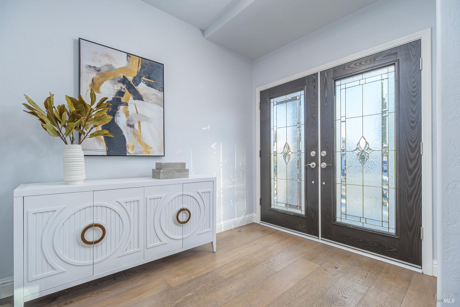 3521 Sleepy Hollow Dr