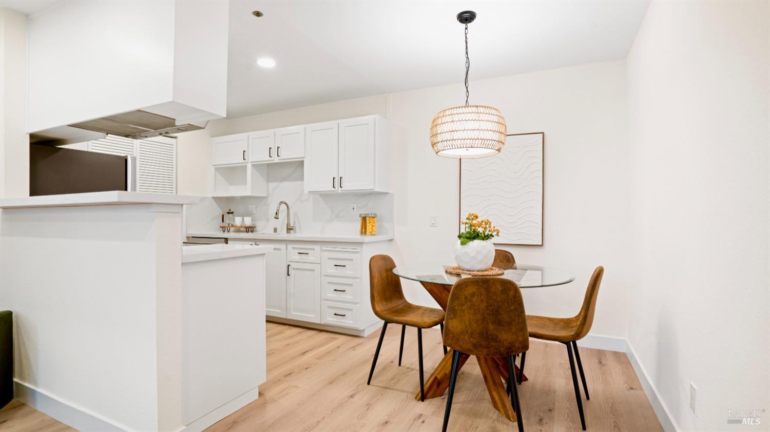 8201 Camino Colegio #125