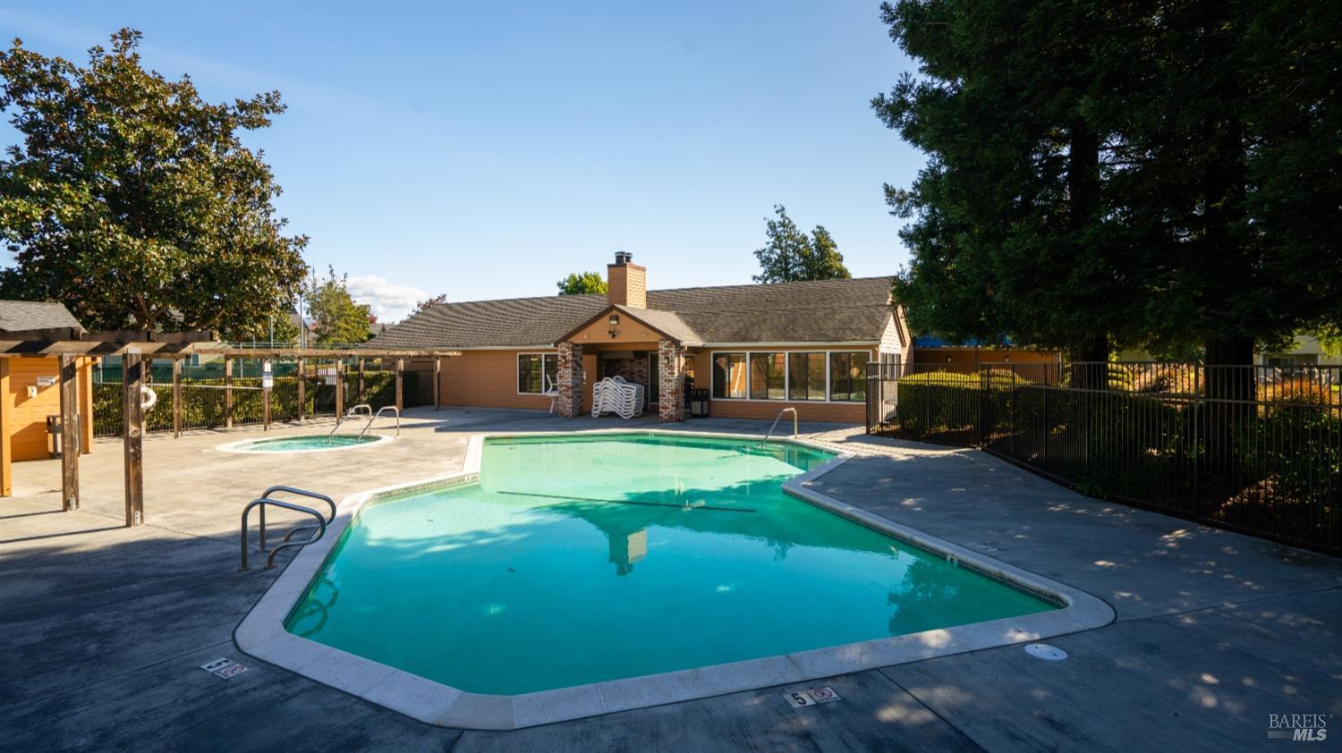 8201 Camino Colegio #125