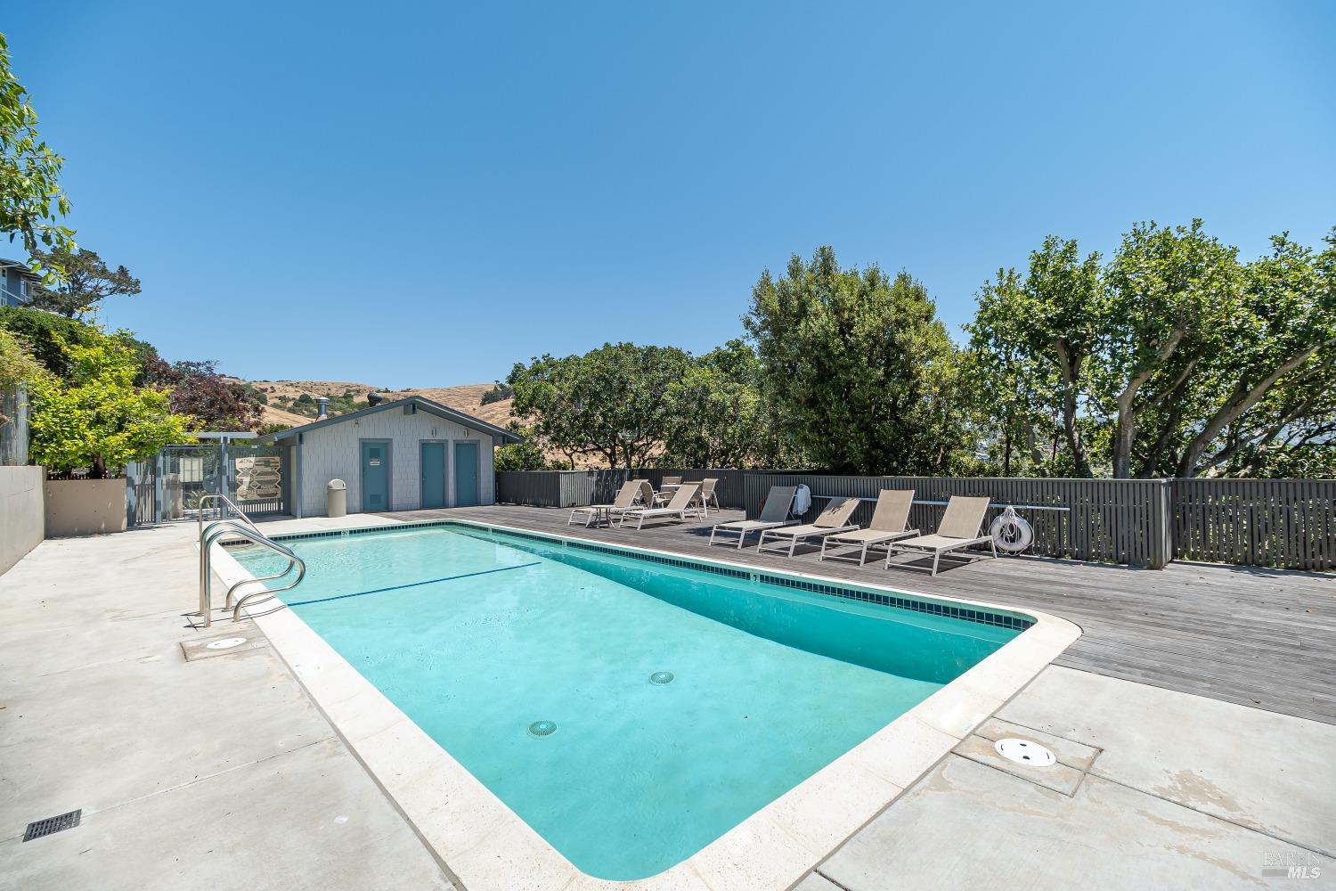 45 Harbor Oak Dr #22