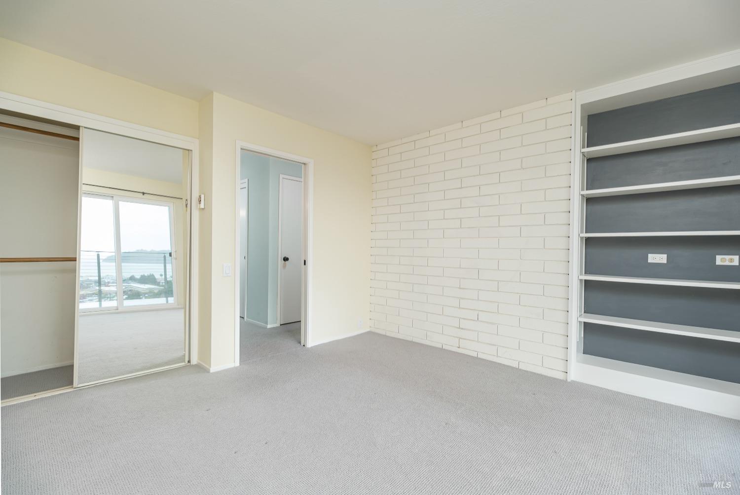 45 Harbor Oak Dr #22