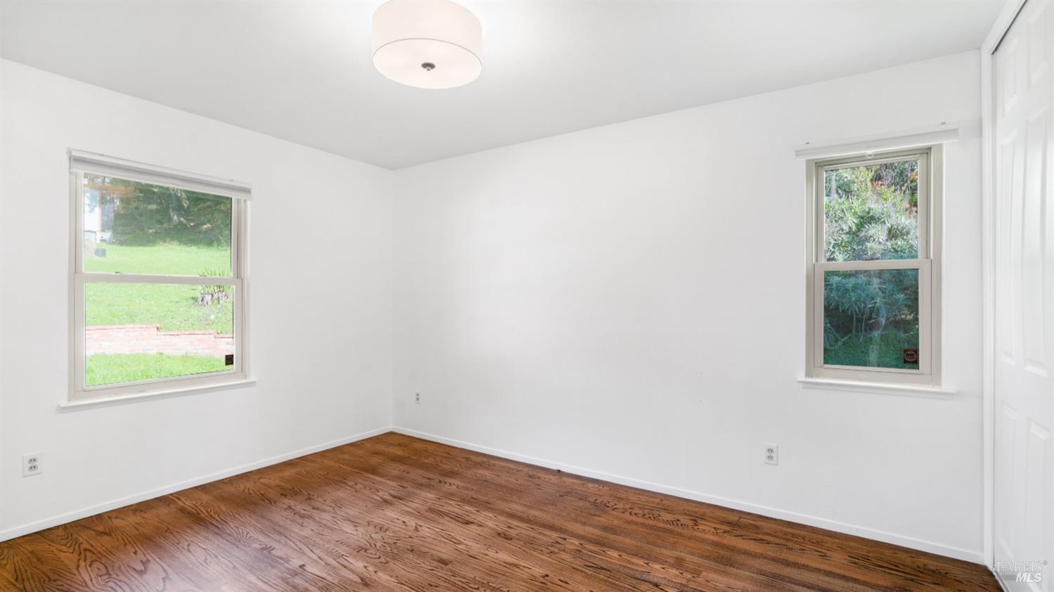 28 Buckelew St