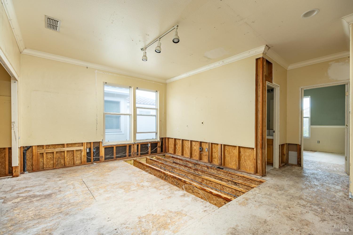 3923 New Zealand Ave