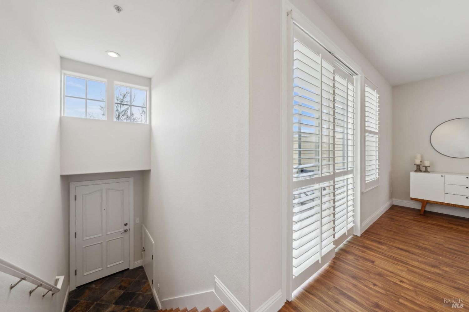 202 Windsor River Rd