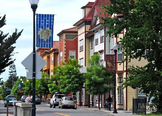 202 Windsor River Rd