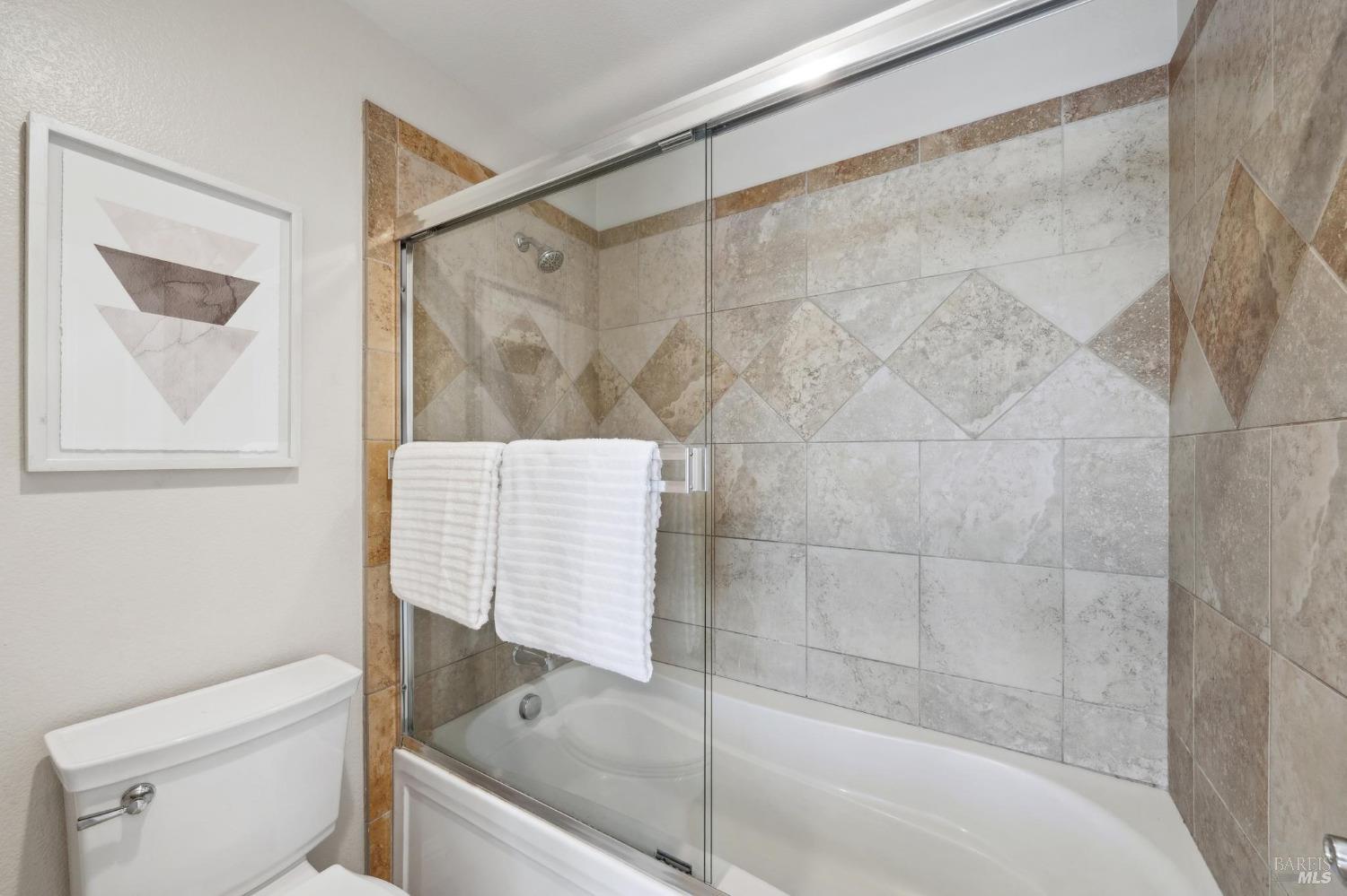 202 Windsor River Rd