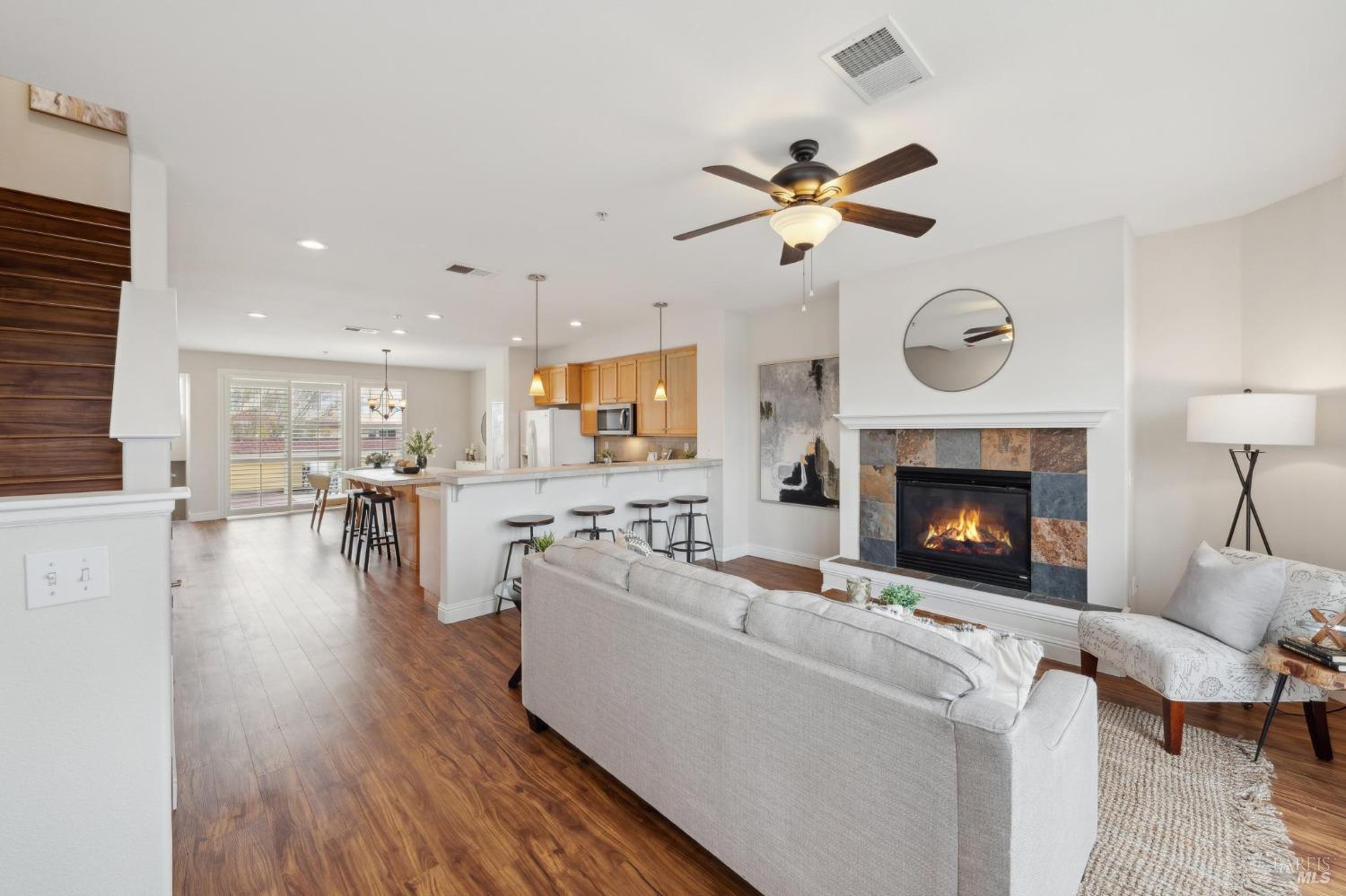 202 Windsor River Rd