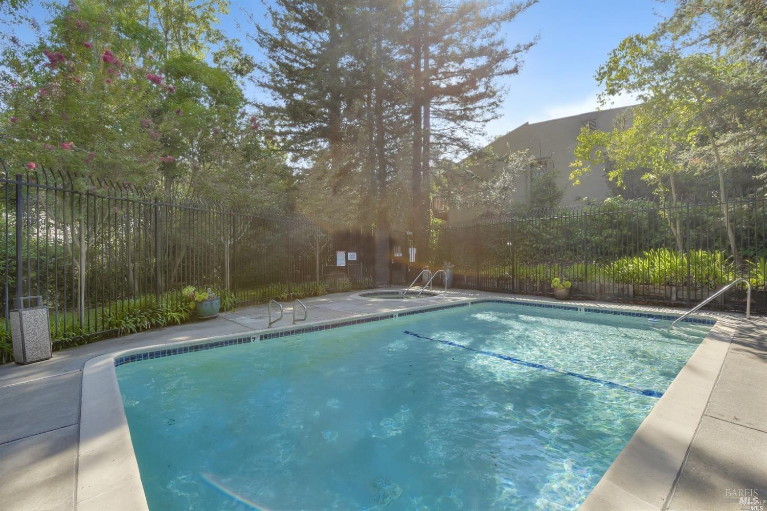 305 Silvio Ln