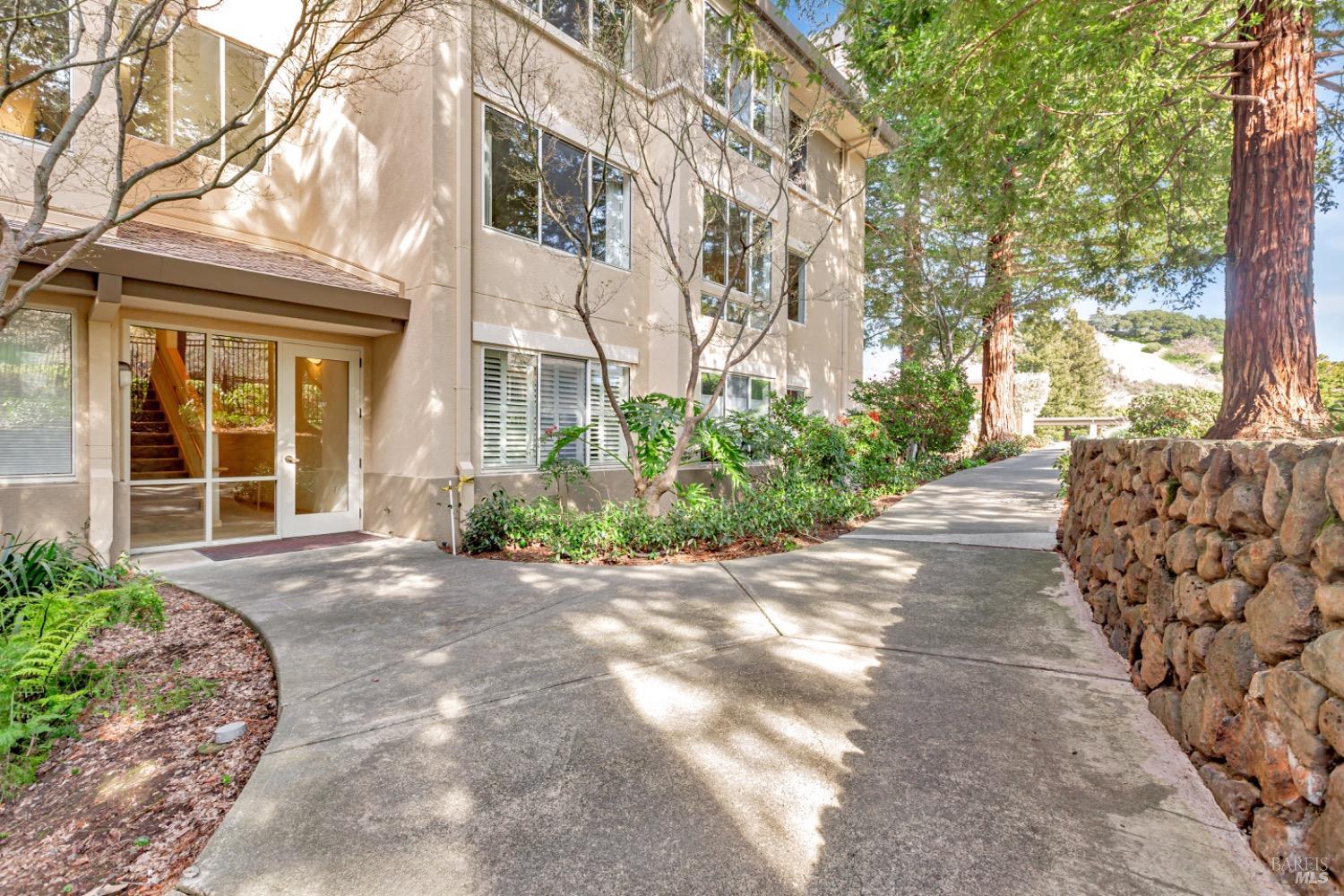 200 Deer Valley Rd #3K