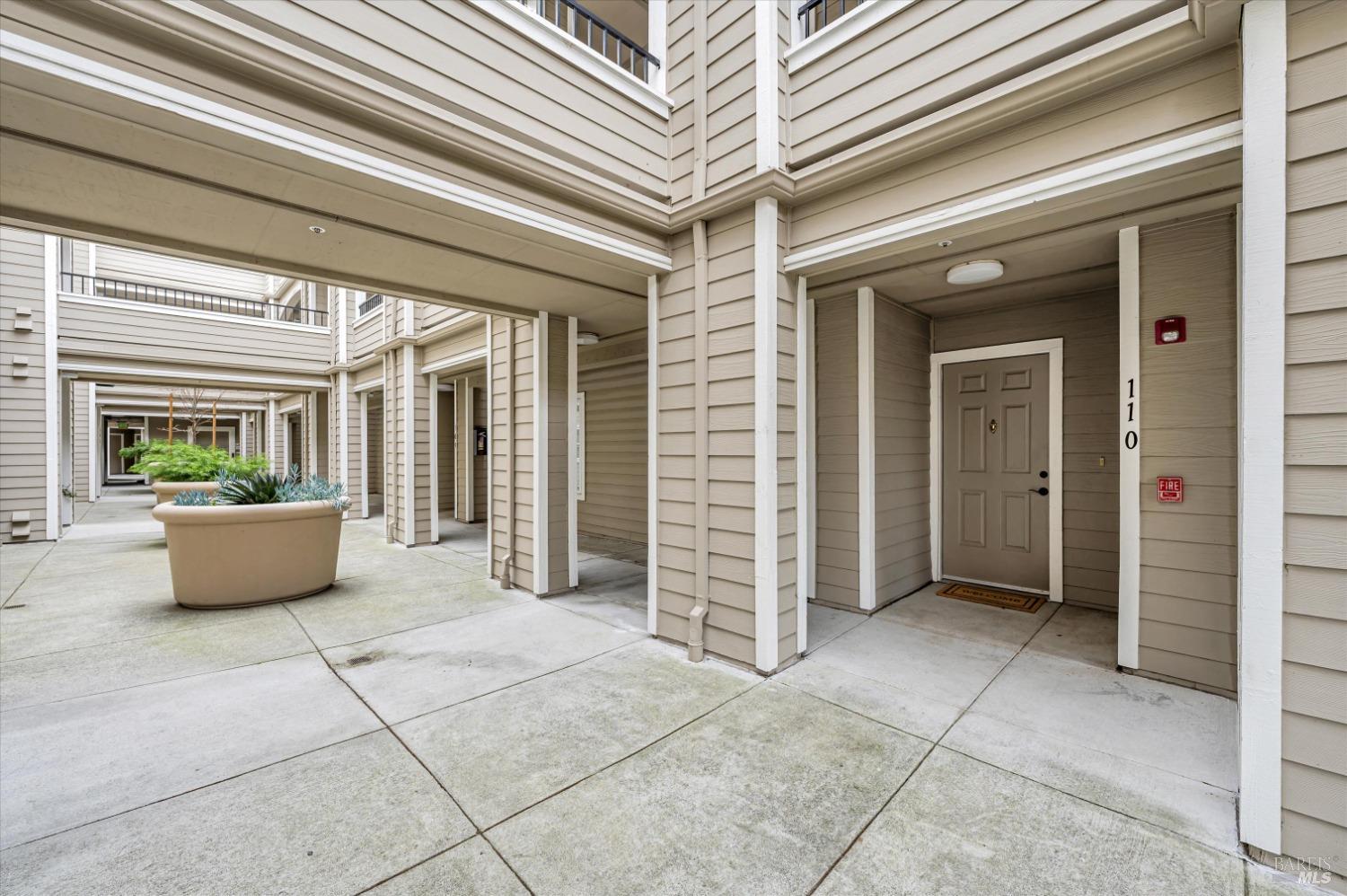 852 Diablo Ave #110