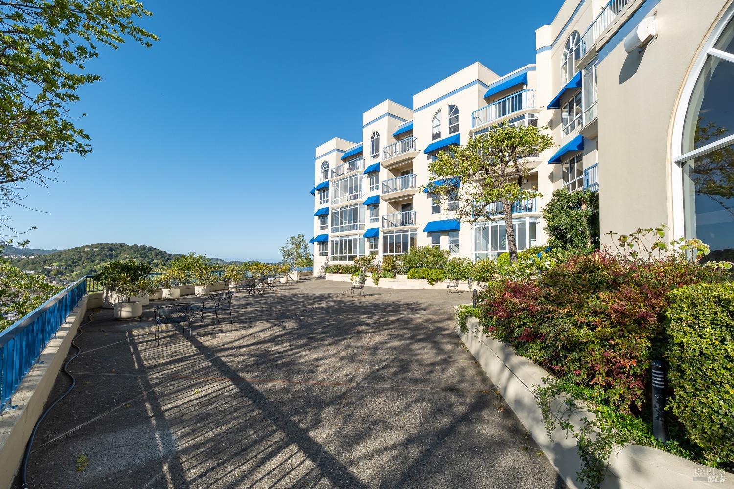 100 Thorndale Dr #434