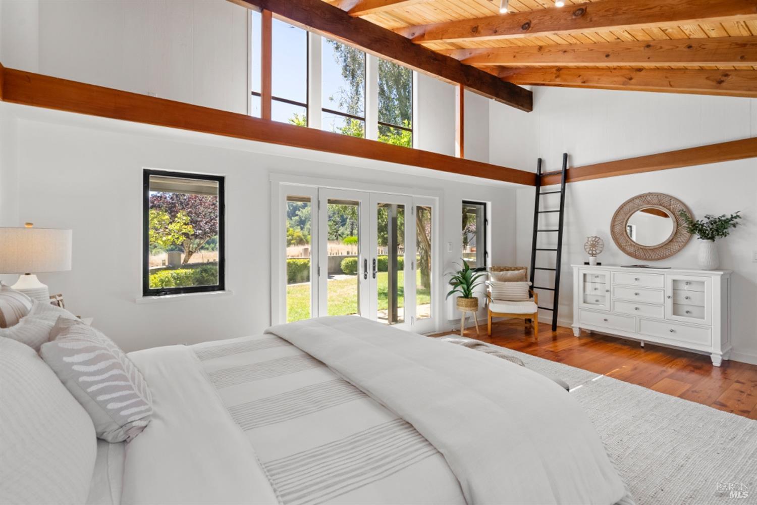 125 Horseshoe Hill Rd