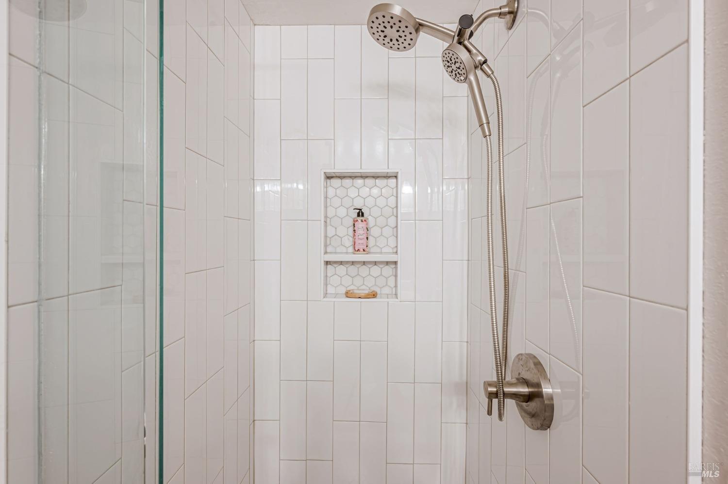 158 Larkspur Plaza Dr