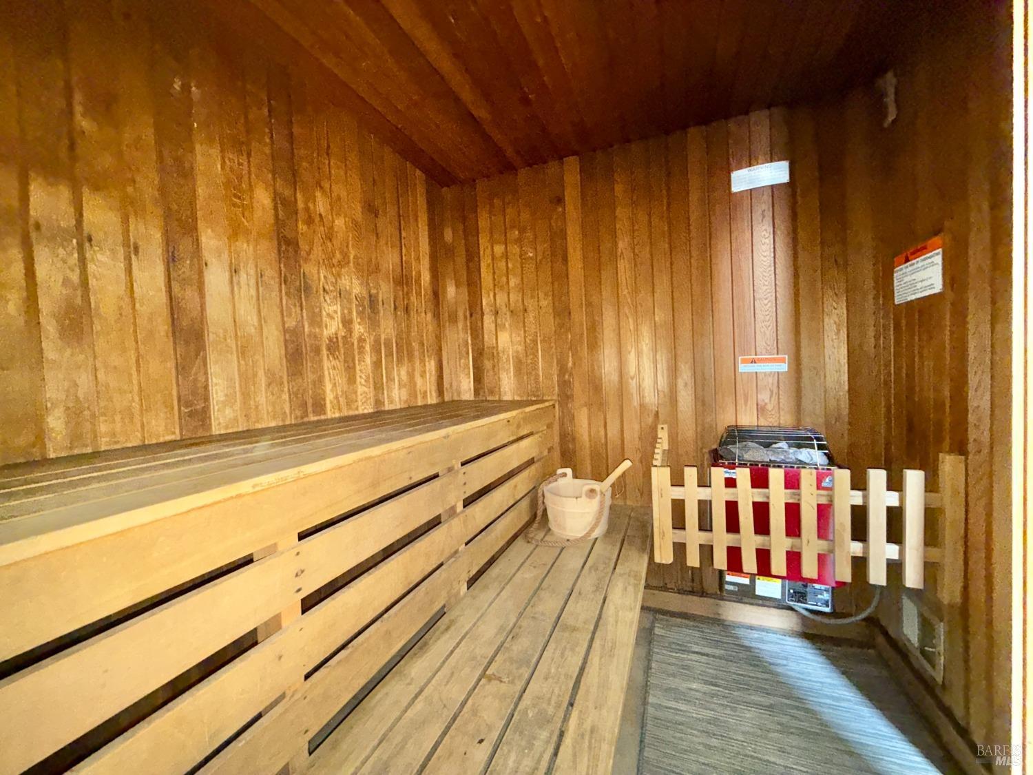 158 Larkspur Plaza Dr