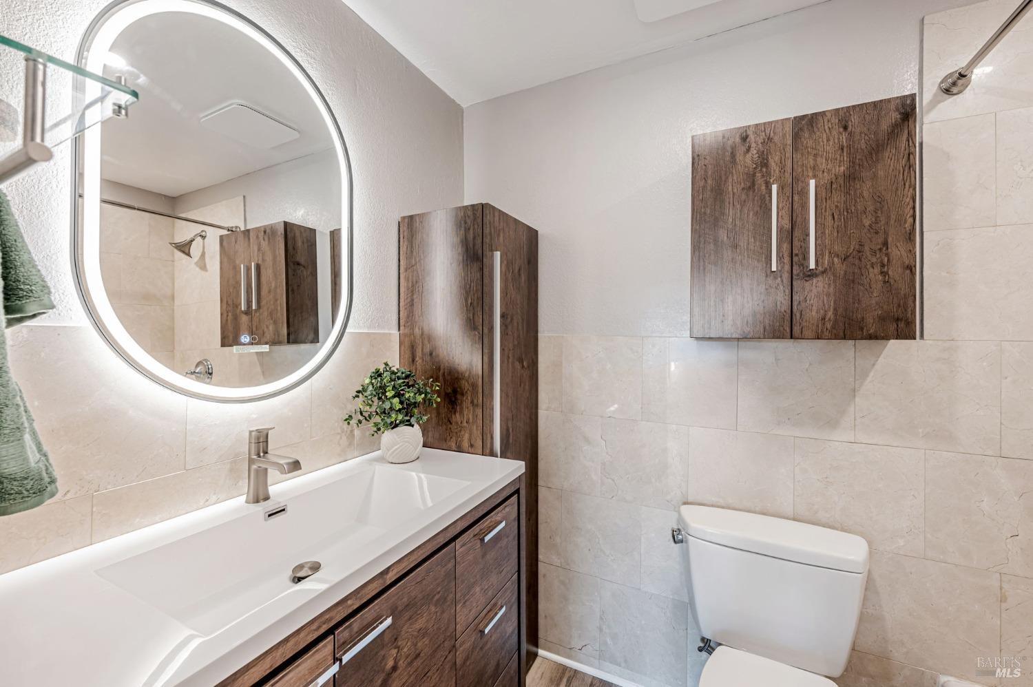 158 Larkspur Plaza Dr