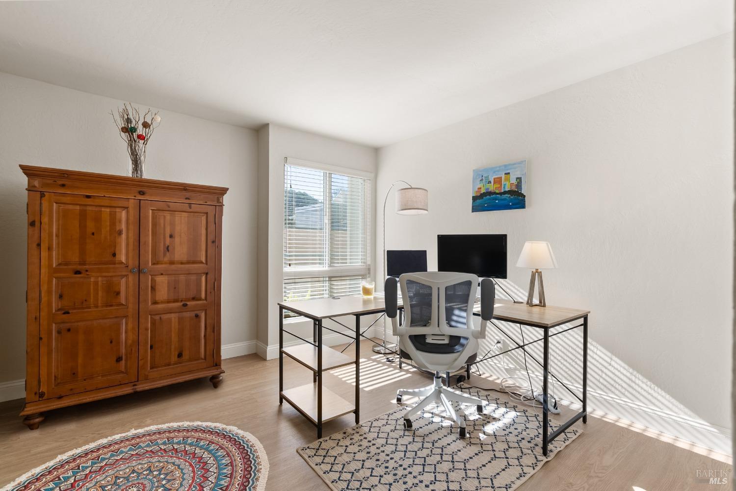 262 Larkspur Plaza Dr