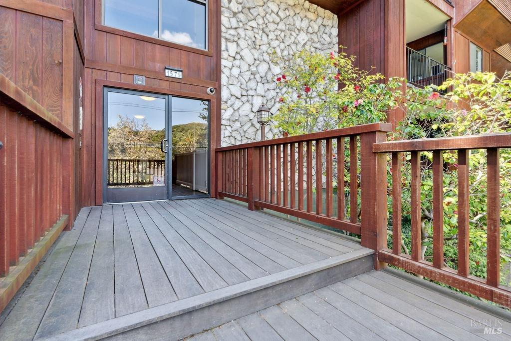 1579 Lincoln Ave #211