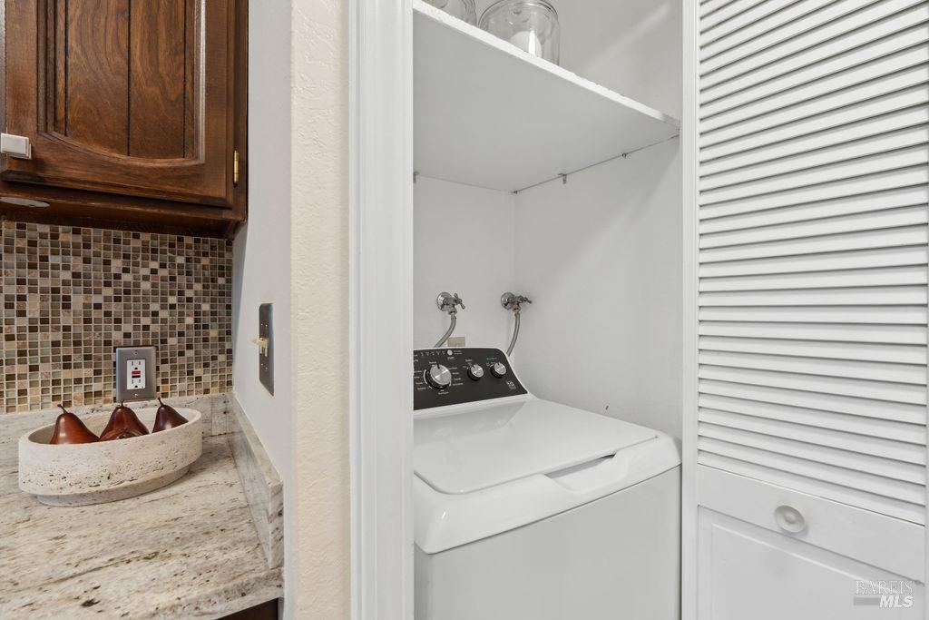 1579 Lincoln Ave #211