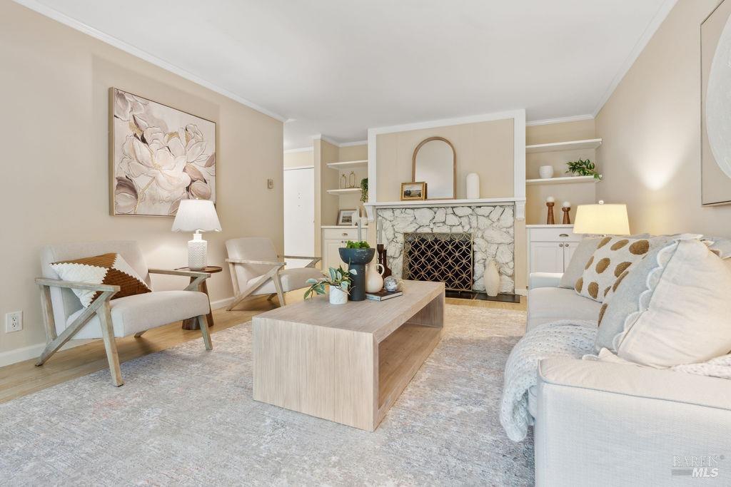 1579 Lincoln Ave #211