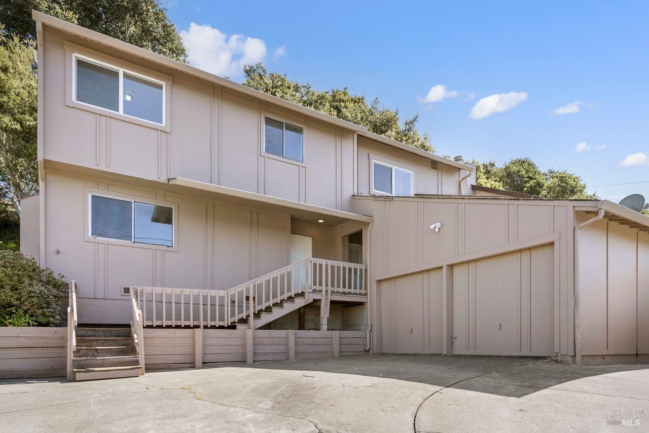 2344 Franklin Ave