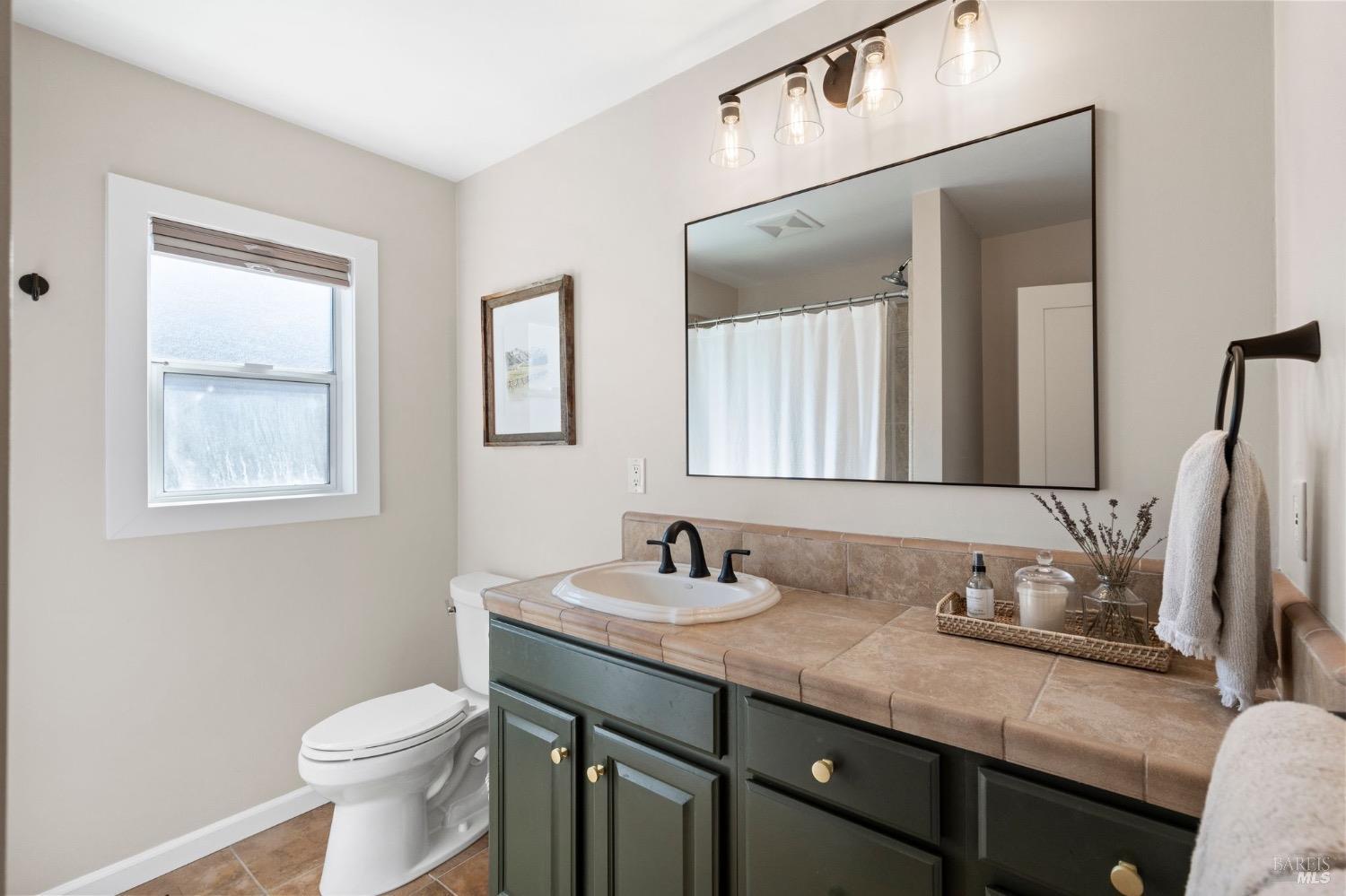 443 Calle De La Mesa