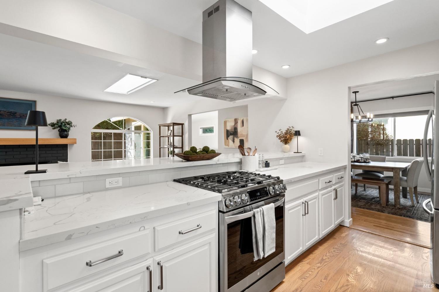 443 Calle De La Mesa