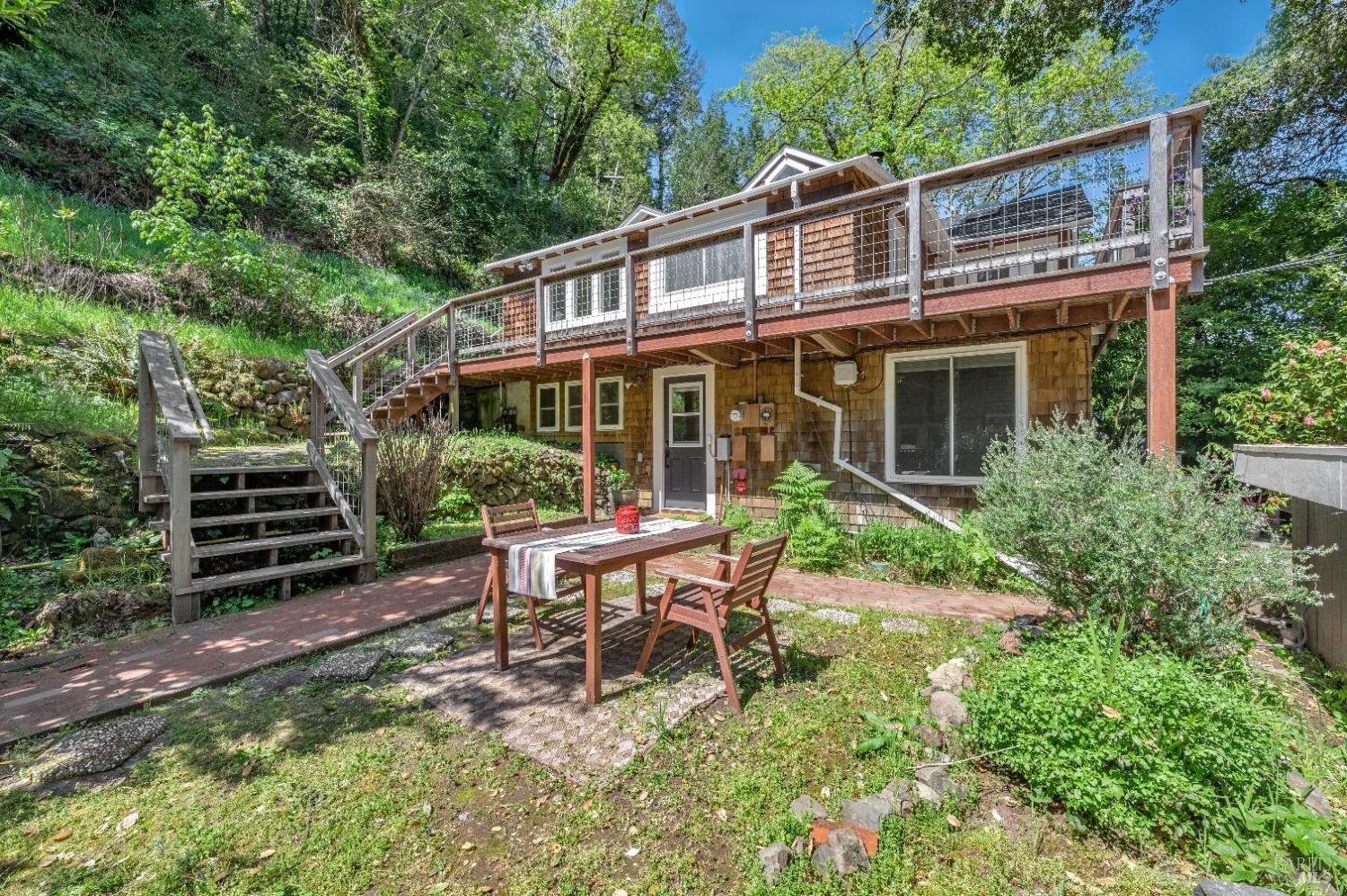 87-89 Lower Aztec Ave