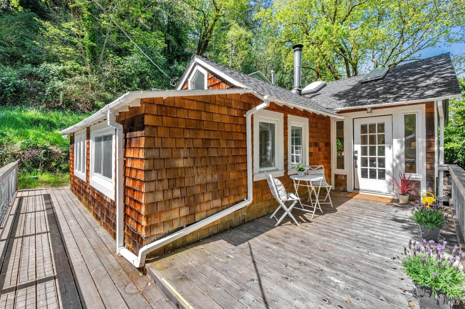 87-89 Lower Aztec Ave