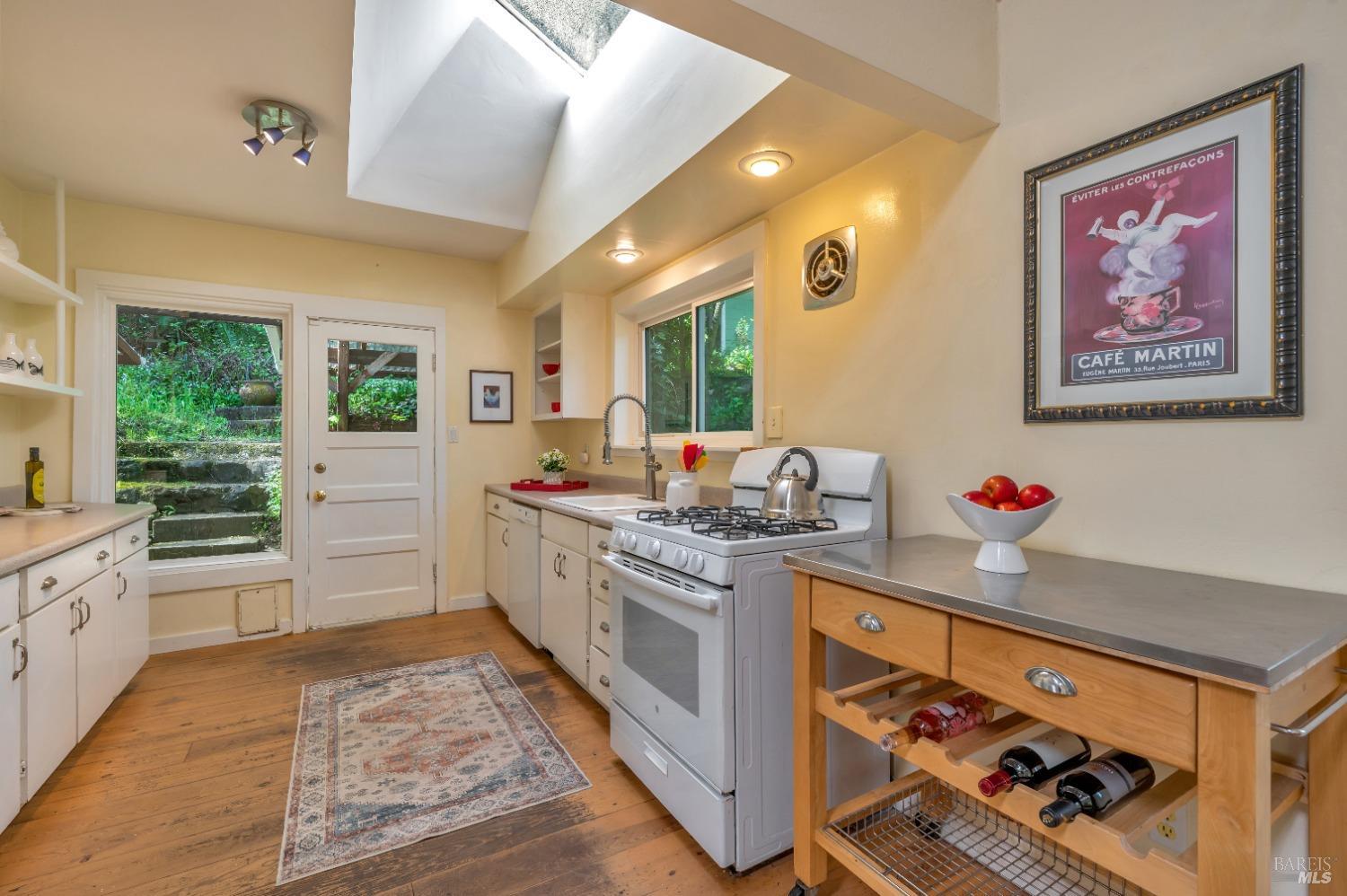 87-89 Lower Aztec Ave