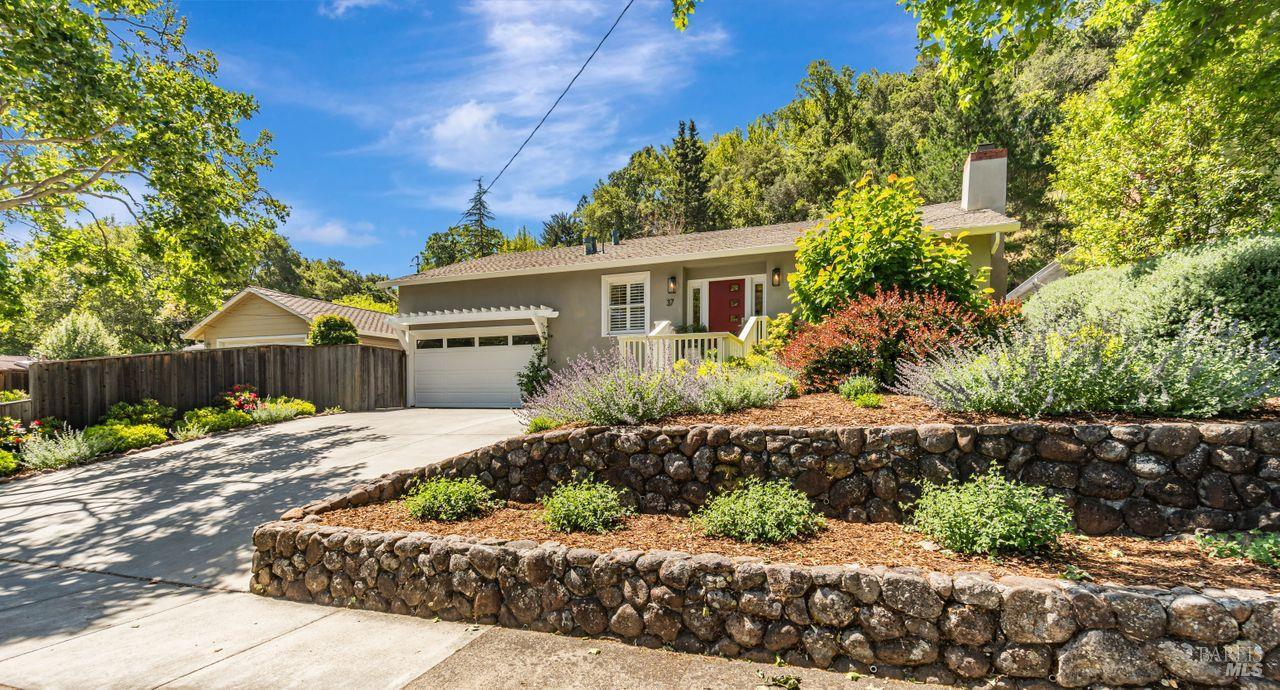37 Angela Ave