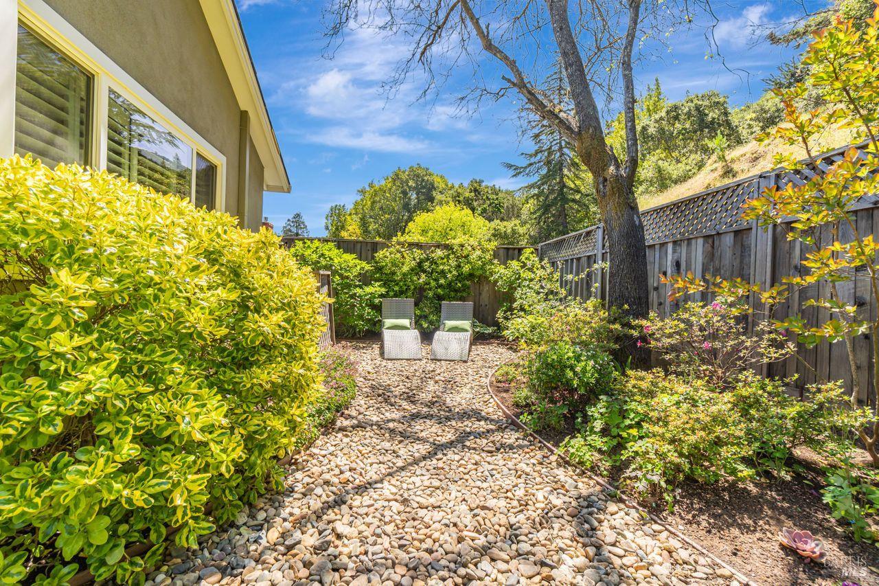 37 Angela Ave