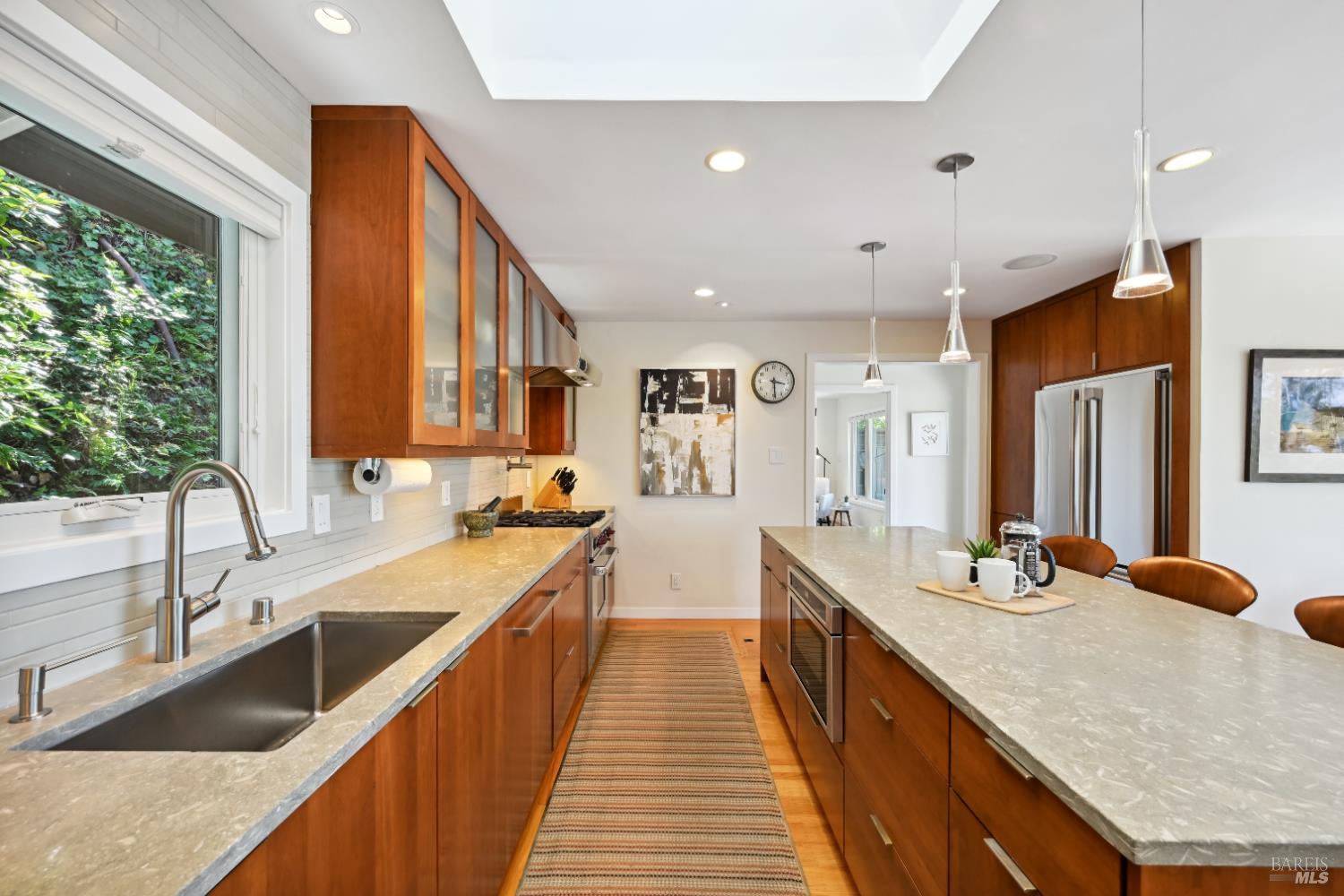 510 Redwood Rd