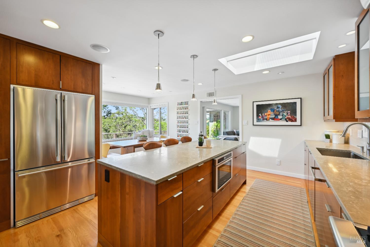 510 Redwood Rd